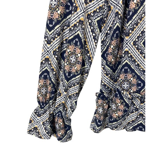 New With Tags Women's XL Absolutely Famous Print Peasant Top NWT - Picture 3 of 12